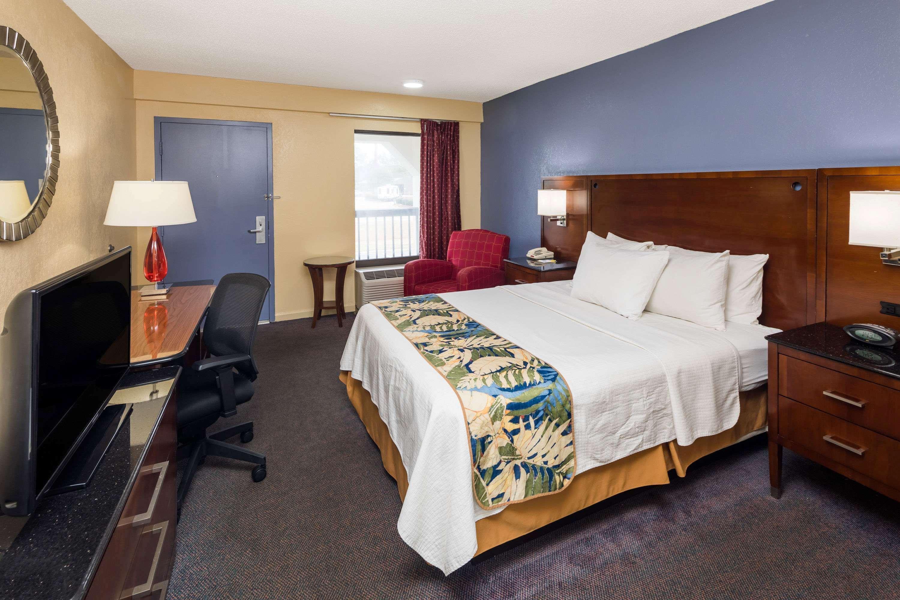 Days Inn By Wyndham Walterboro Buitenkant foto