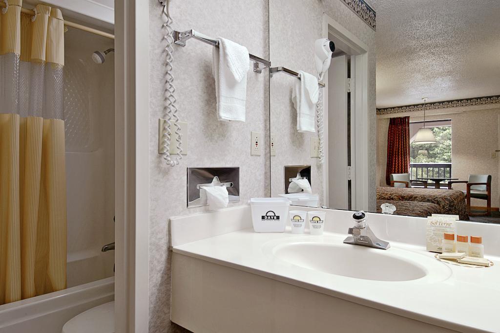 Days Inn By Wyndham Walterboro Kamer foto